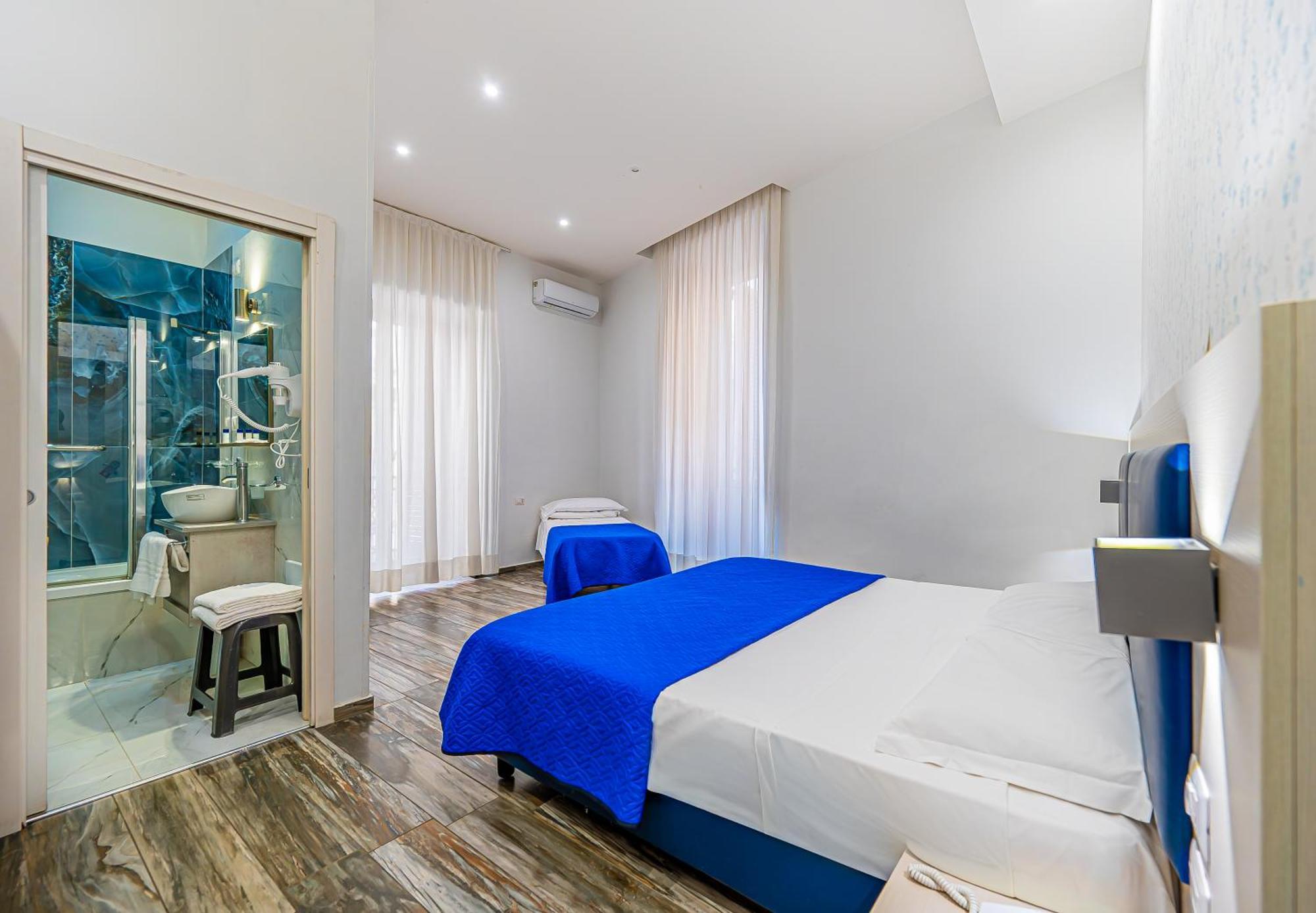 Deluxe Quadruple Room,1765672067:JPEG